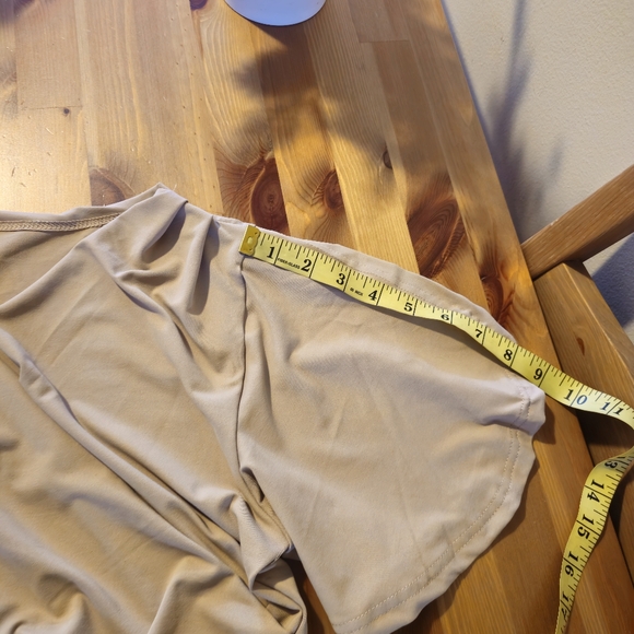 DAZY - Ladies' Summer Solid Color Wrap Short Sleeve V-Neck T-Shirt- Size S Khaki - Picture 12 of 12